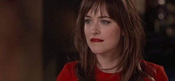 dakota-johnson-grinin-elli-tonu-50-jamie