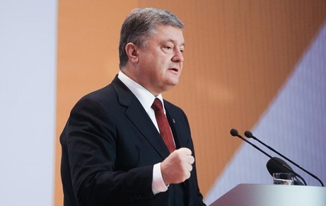 Жизнь украинцев не улучшилась. Порошенко выразил решительное недовольство