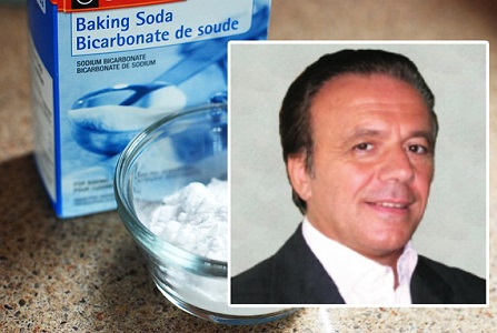 Итальянский врач Тулио Симончини считает, что рак возможно вылечить содой