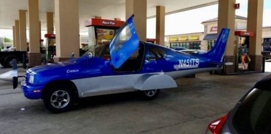 avtomobili_neobychnykh_form_i_cvetov_37_foto_19 Крайне необычные автомобили которые можно встретить на дорогах (25 фото)