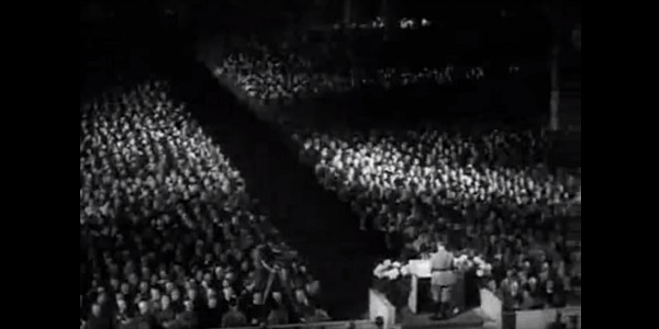 Речь Гитлера на съезде НСДАП 1934 года перевели на русский язык