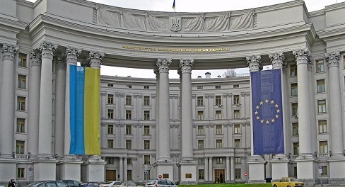 169 Украинские дипломаты объяснили значение фразы "Слава Украине"
