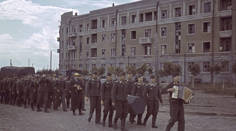 Как жил оккупированный Харьков в 1942 году