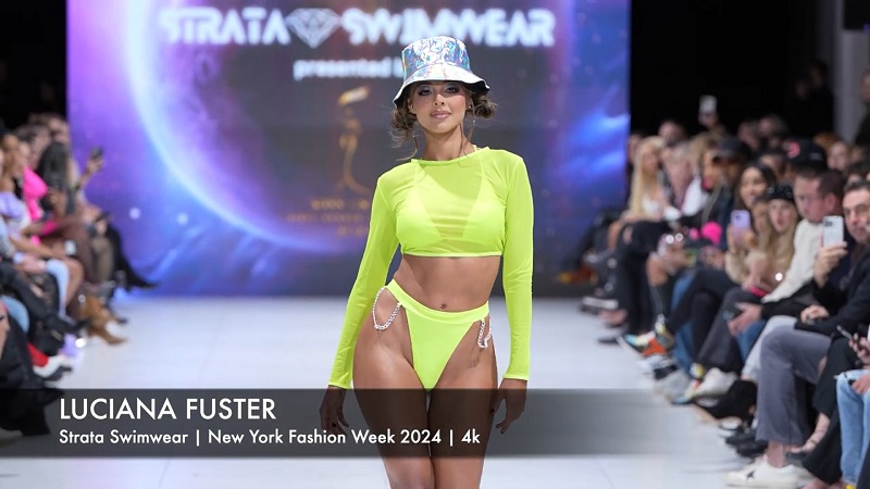 Лусиана Фастер горячие фото и видео с показа мод Stata Swimwear 2024