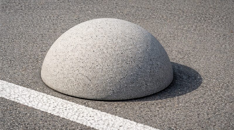 Бетонная парковочная полусфера от производителя Brukland